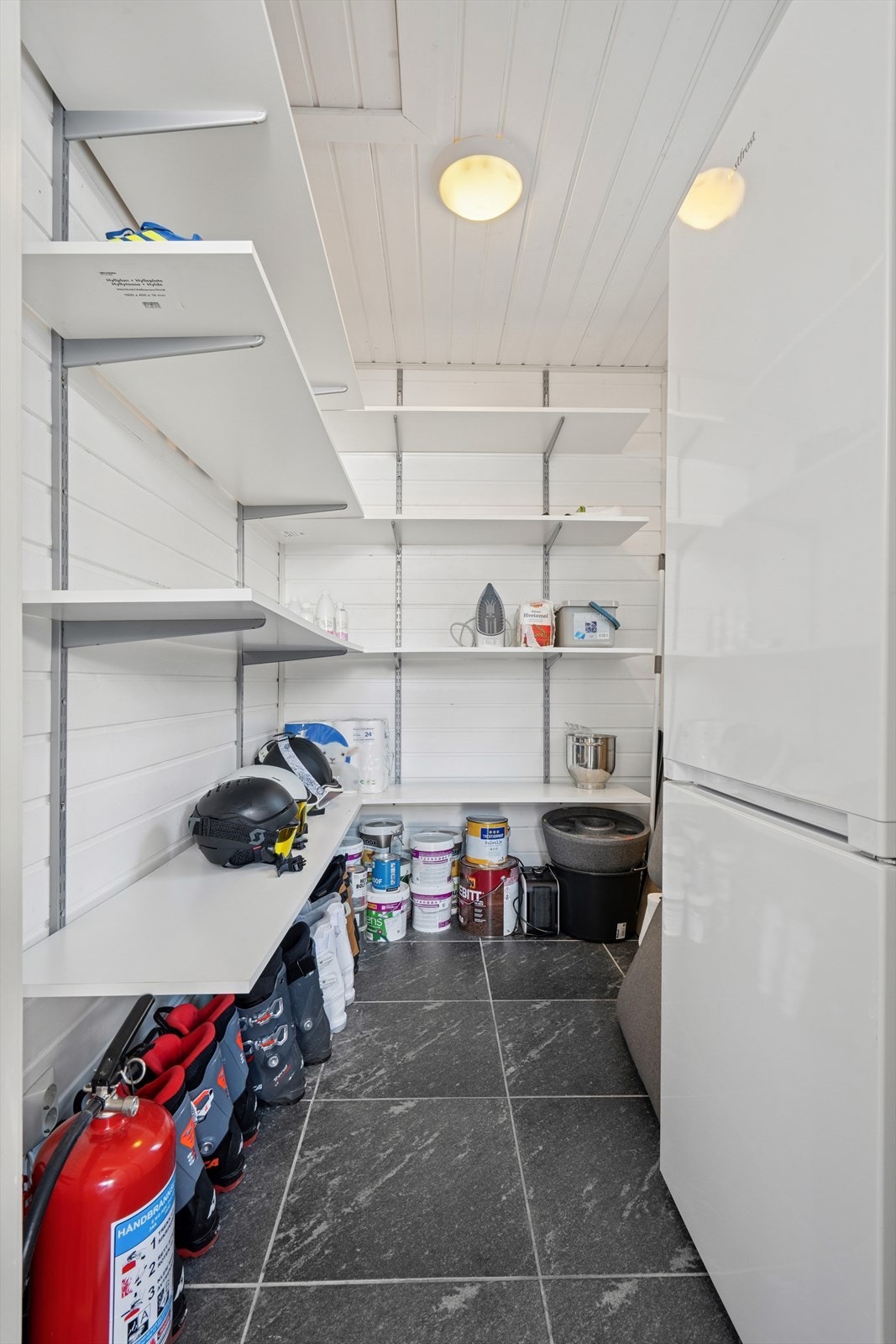 Bod og oppbevaringsrom er det rikelig med. Galleribilde