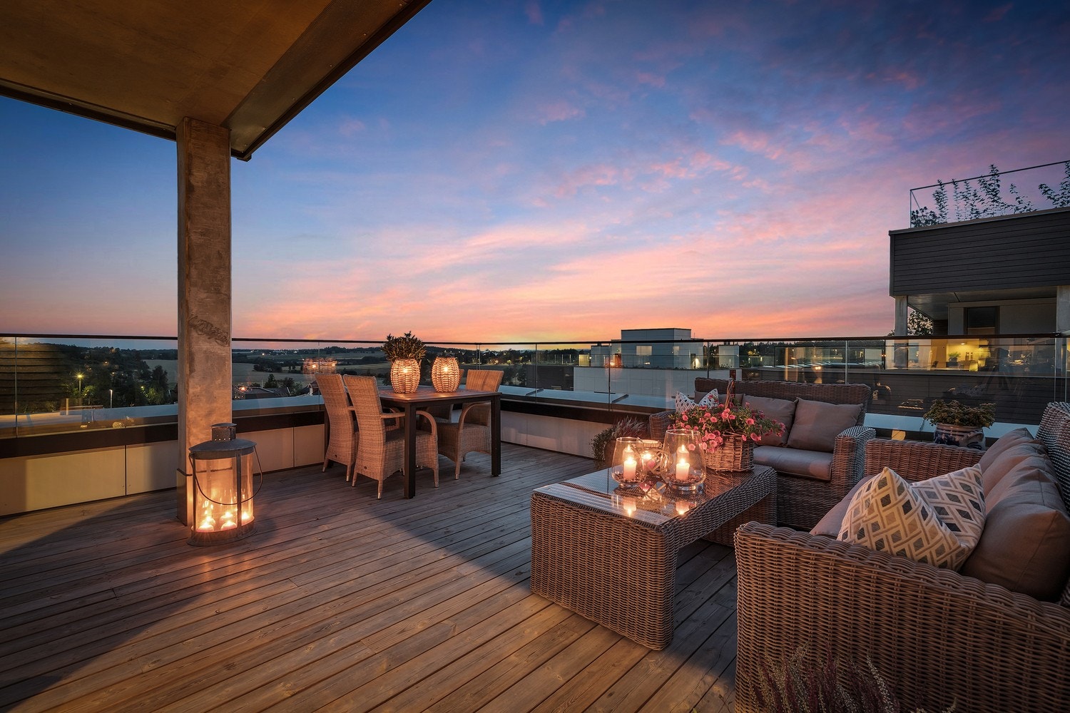 Eikelijordet 23 en nyere, lekker og luftig 4-roms selveierleiligheten som er en av "toppleilighetene" i dette boligprosjektet. Den ligger i idylliske omgivelser med en fantastisk utsikt mot Østensjøvannet ikke langt fra Ski sentrum. Galleribilde