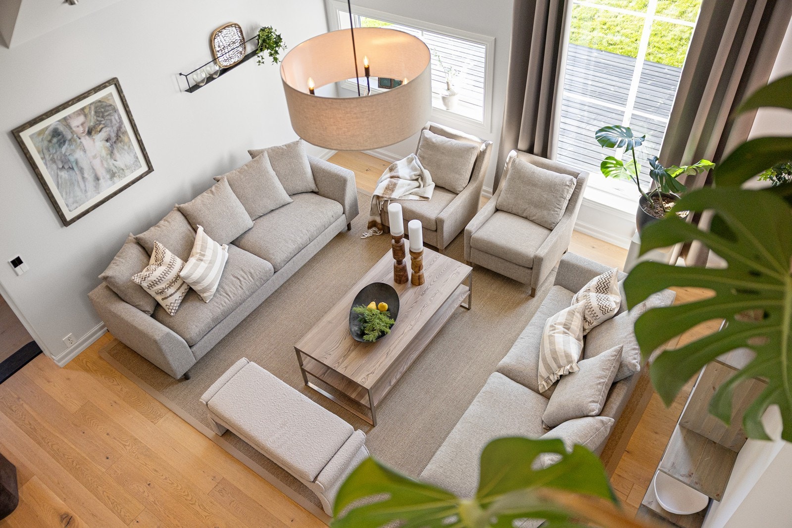 Takhøyden gir en flott romfølelse Galleribilde