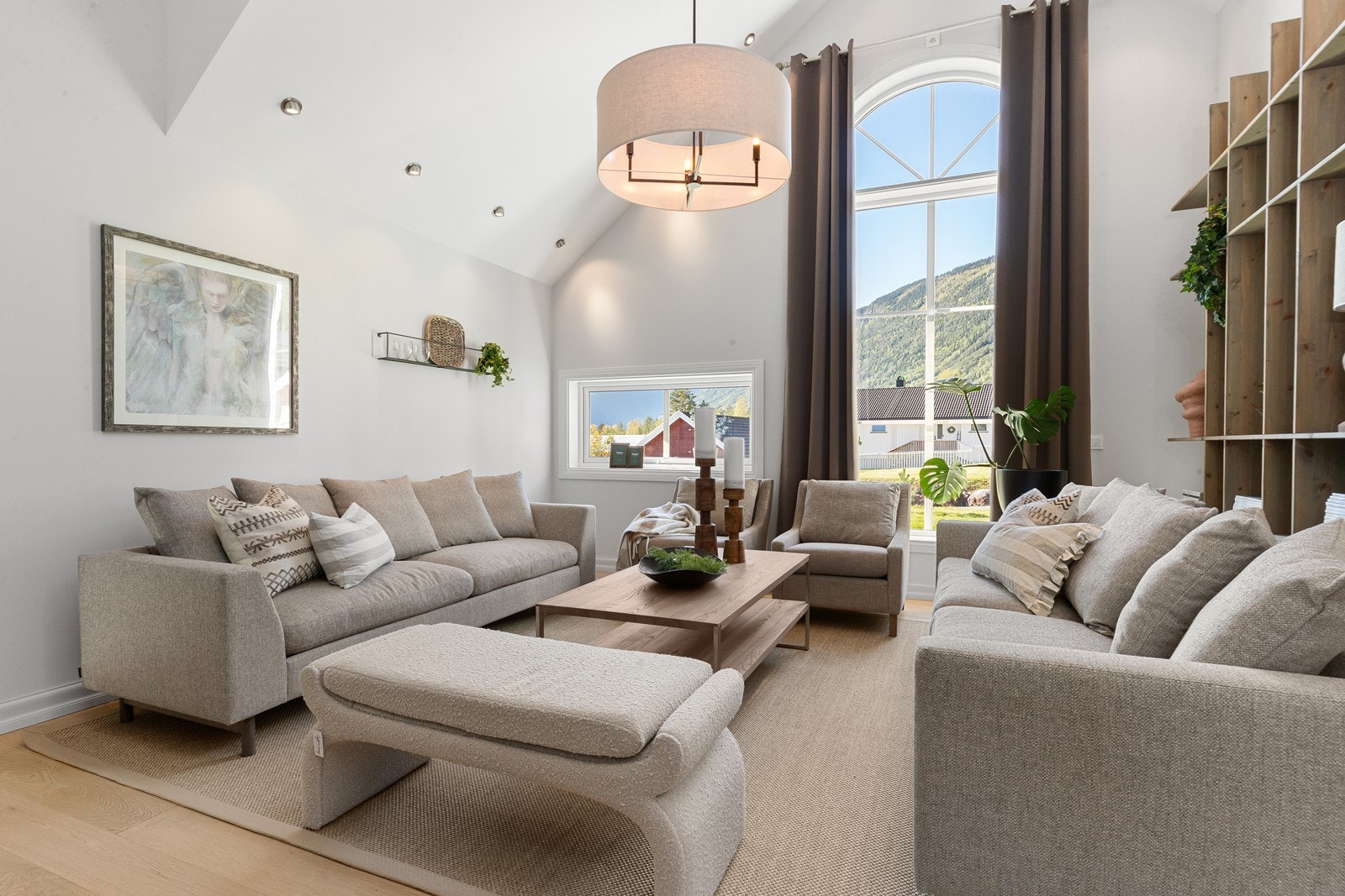 Her er det godt med plass til sofagruppe Galleribilde