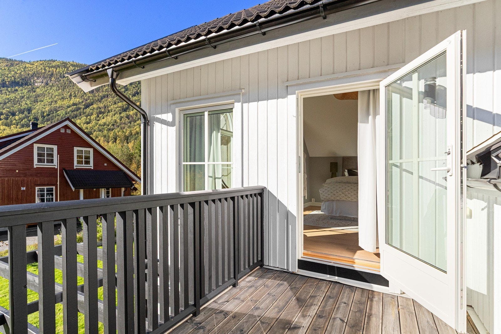 I forbindelse med dette soverommet er det egen balkong Galleribilde