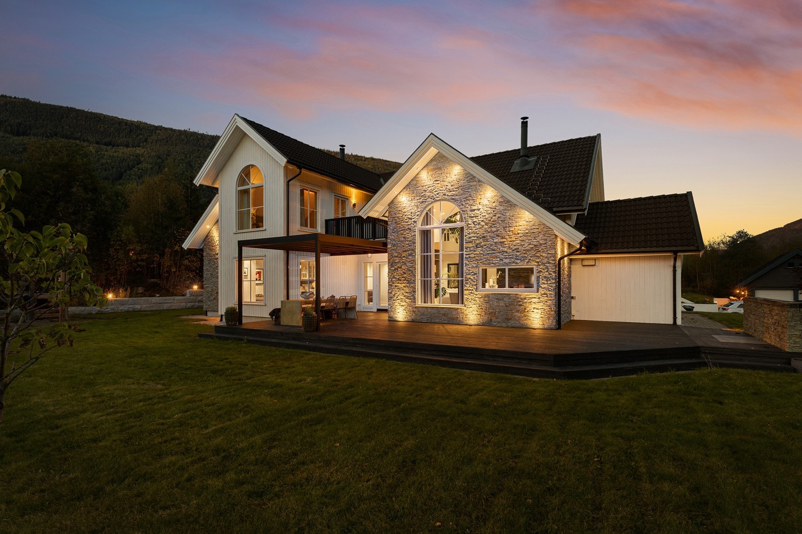 Aktiv v/Sindre Tjønn presenterer Hasselvegen 11 Galleribilde