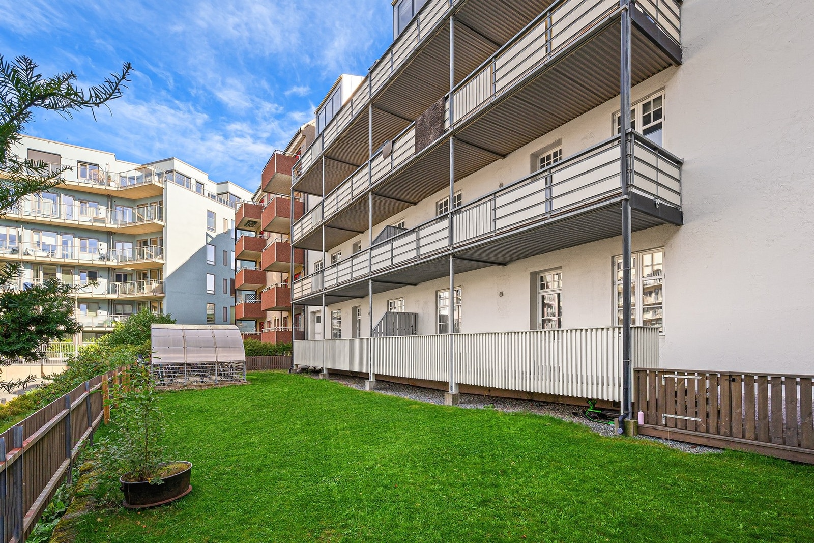 Borettslaget har et flott felles grøntareal for beboerne. Galleribilde