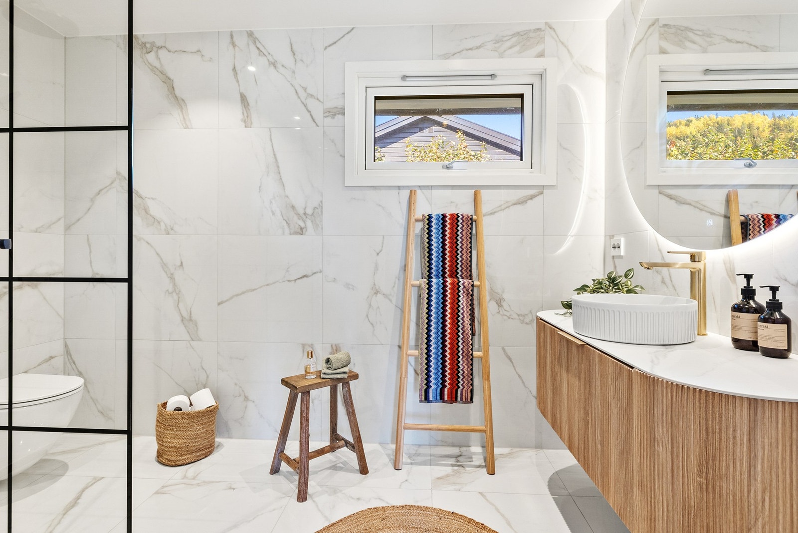 Badet er lyst, delikat og innbydende Galleribilde