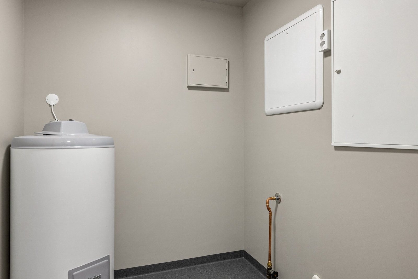 Bod/teknisk rom i underetasjen Galleribilde