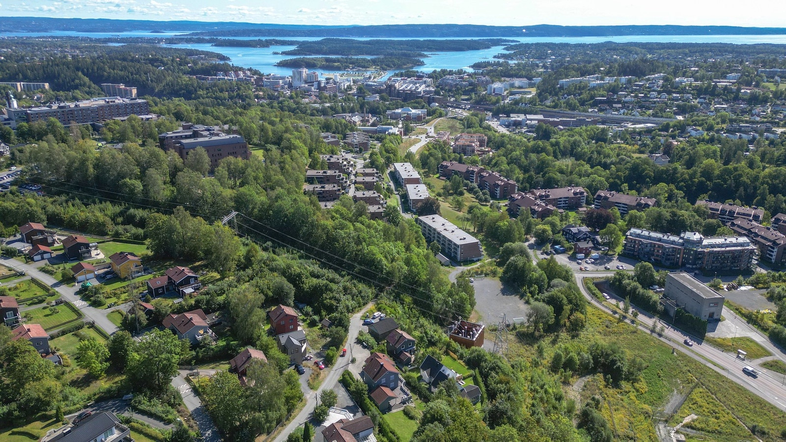 For de som ønsker mer byliv ligger Sandvika kun en kort kjøretur unna. Galleribilde
