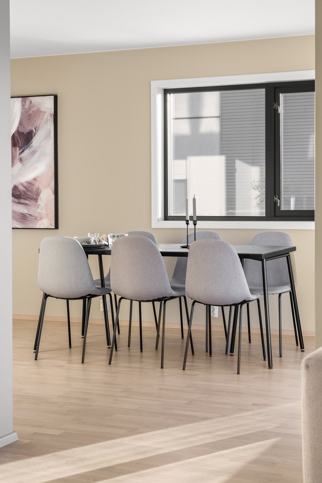 Detaljbilde fra spisestuen. Galleribilde