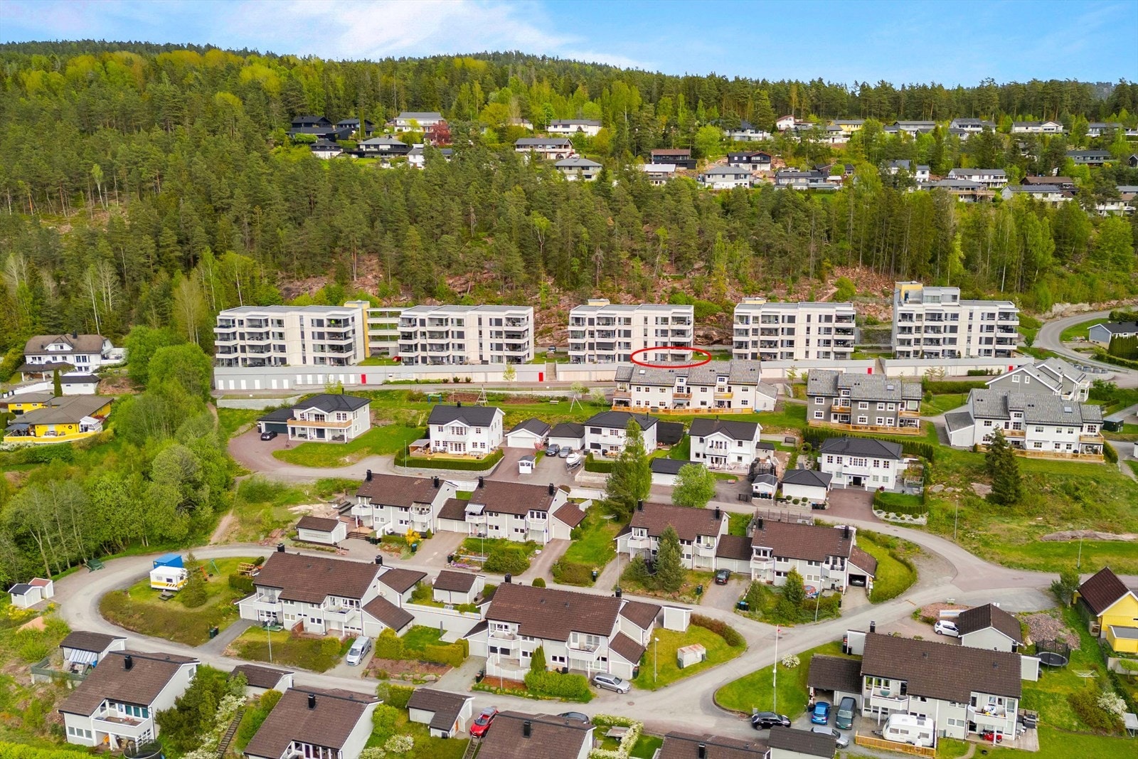 Leiligheten har en flott beliggenhet i Skafjellåsen. Galleribilde