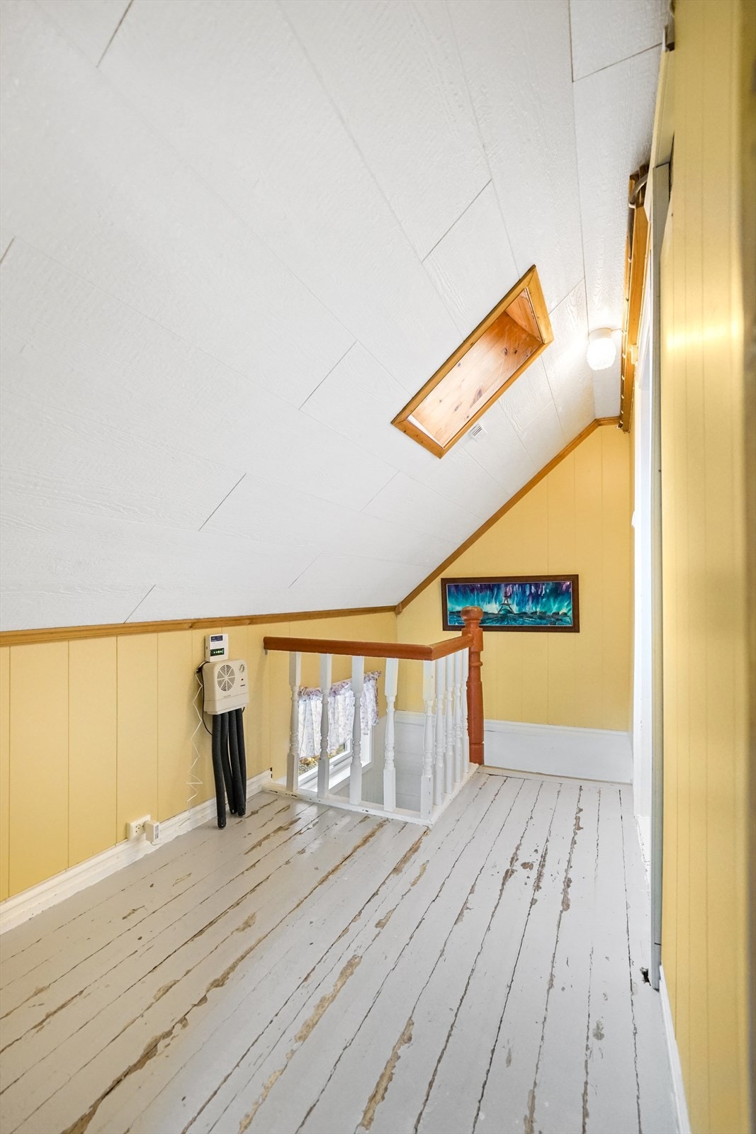 Gang - 2.etasje inneholder 2 romslige soverom. Galleribilde