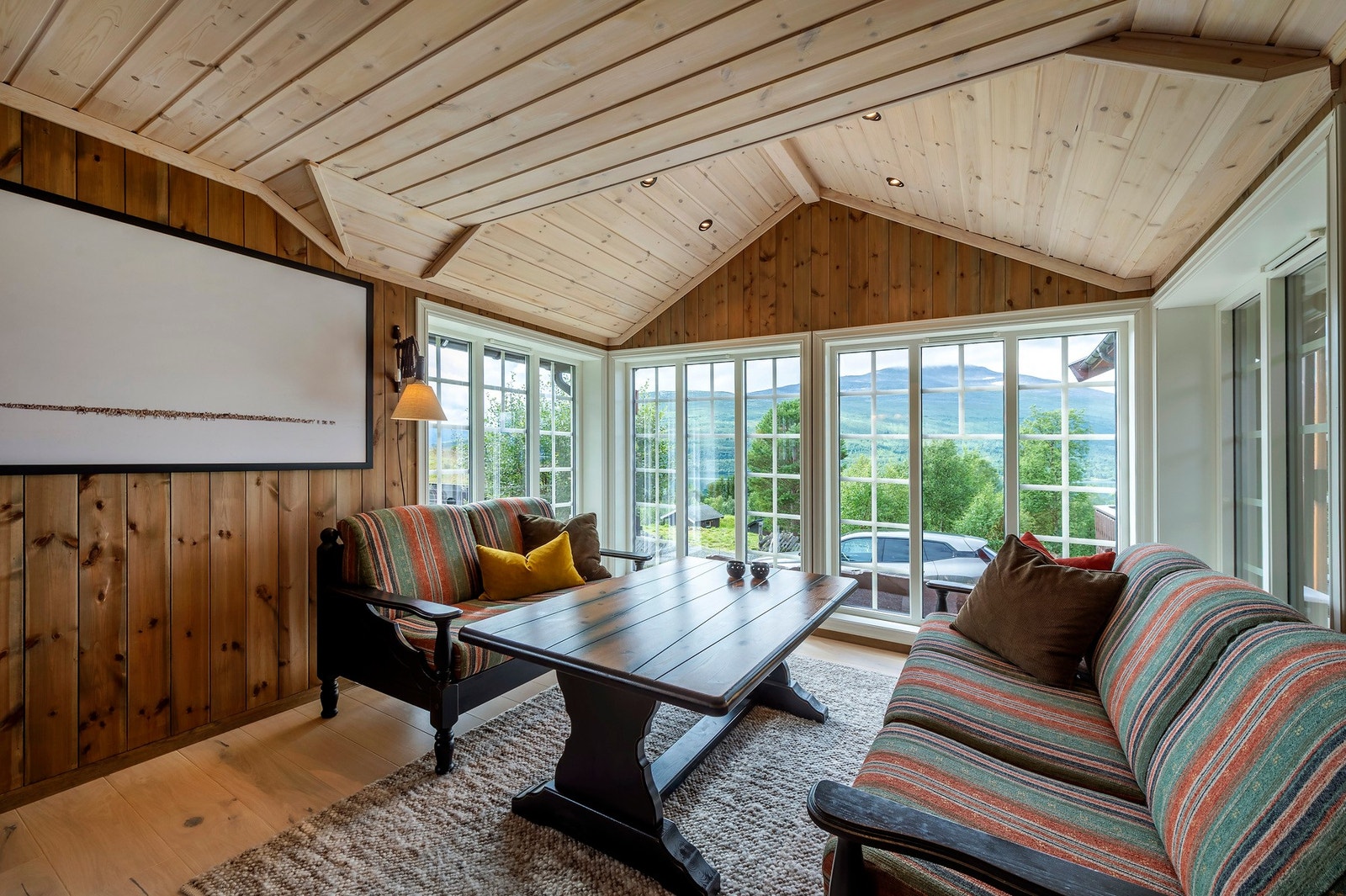 Det er blitt gjort en rekke oppgraderinger av boligen i nyere tid. Galleribilde