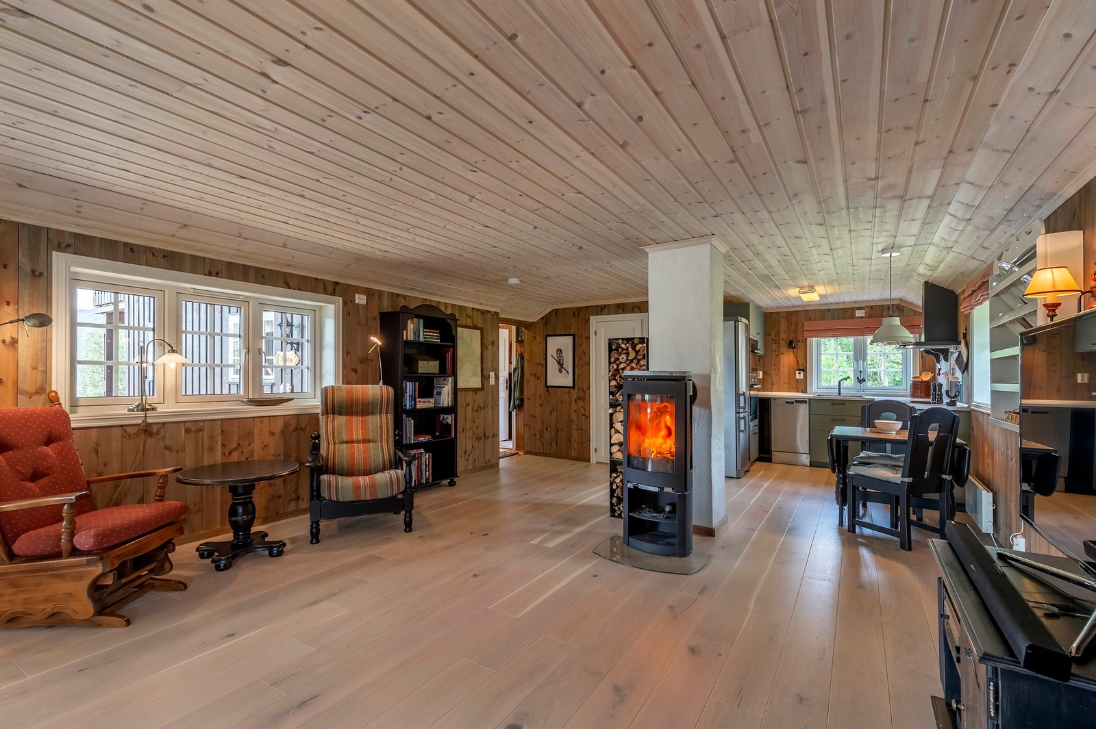 Den gode planløsningen tilføyer flere forskjellige soner til rommet. Galleribilde