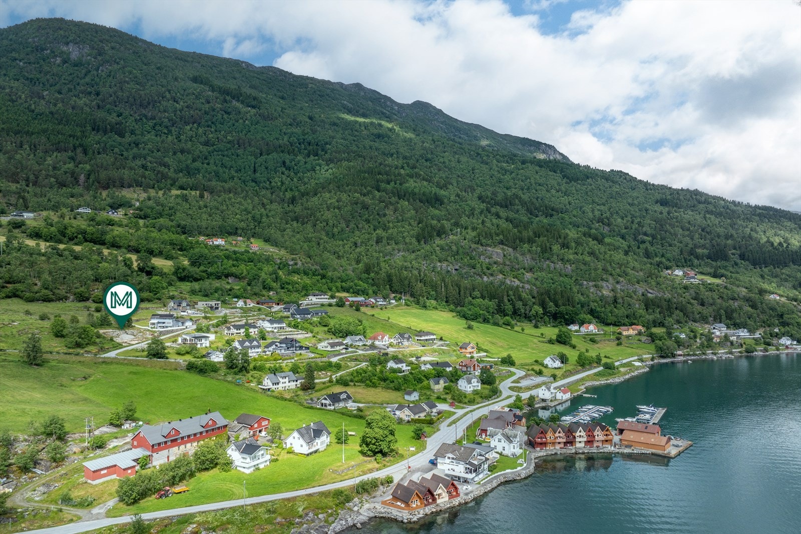 Byggeklar tomt på Høyheimsvik Galleribilde