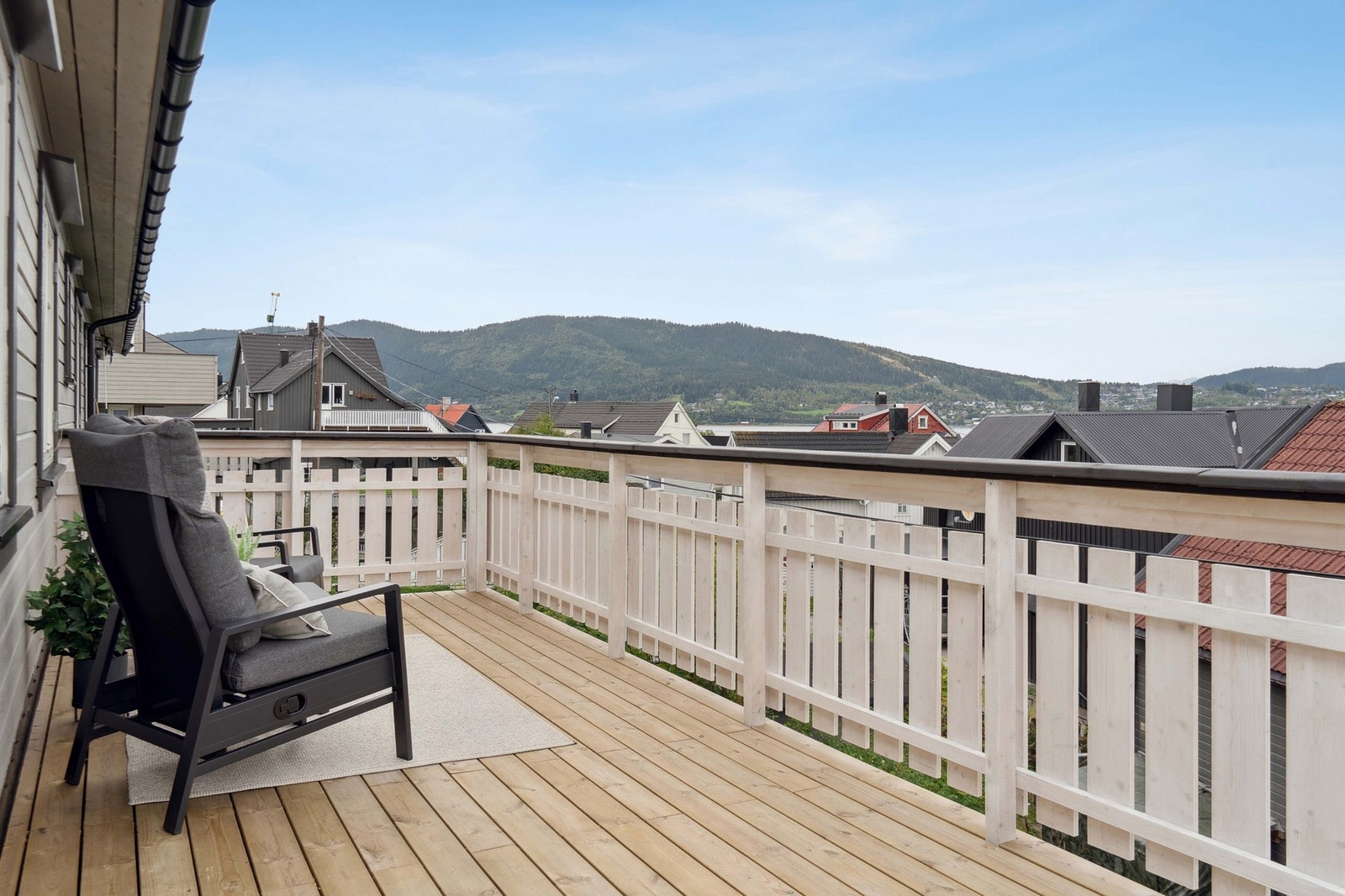 Terrasse på 16,6 m2. Galleribilde