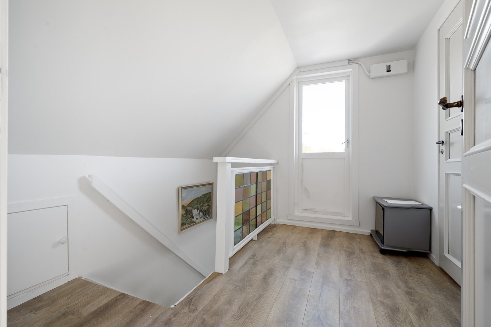 Fra gangen i 2. etasje er det adkomst til balkong Galleribilde