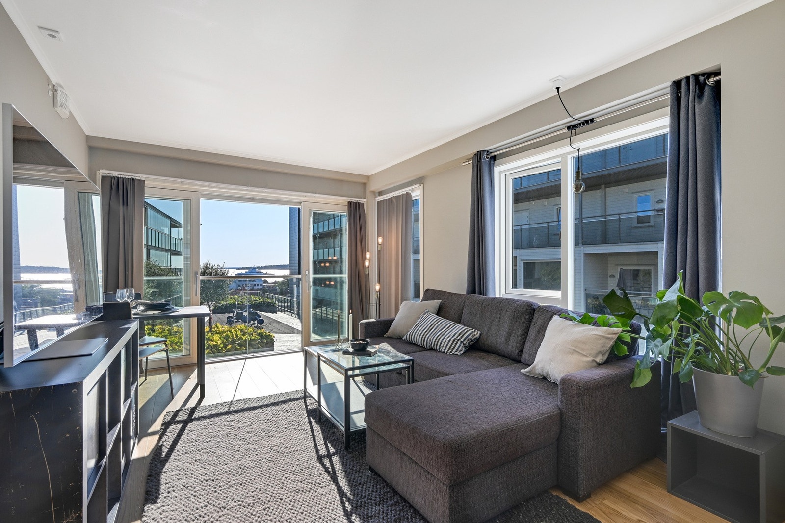 Vannbåren gulvvarme og parkett. Galleribilde