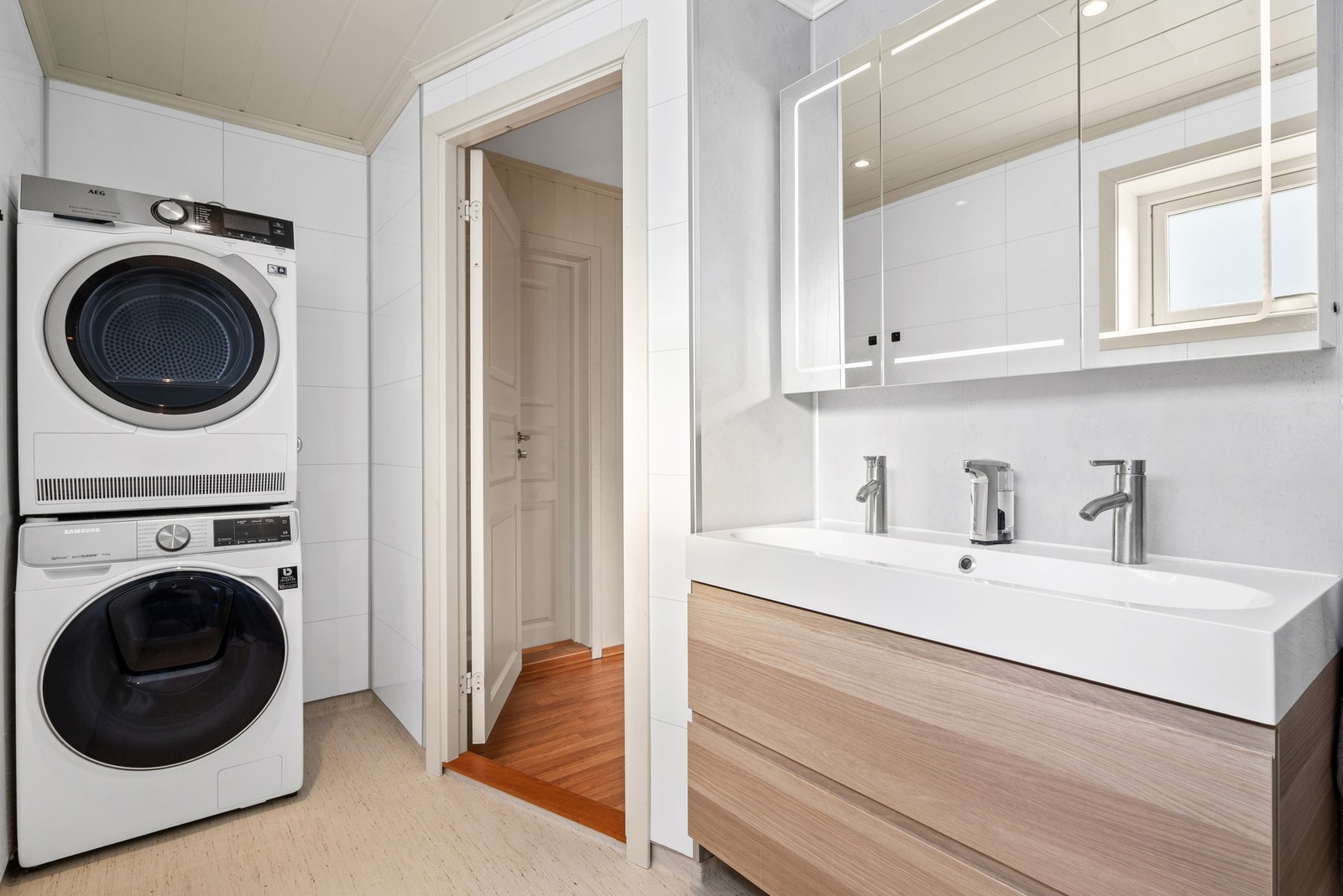 Bad med varme i gulv. Galleribilde