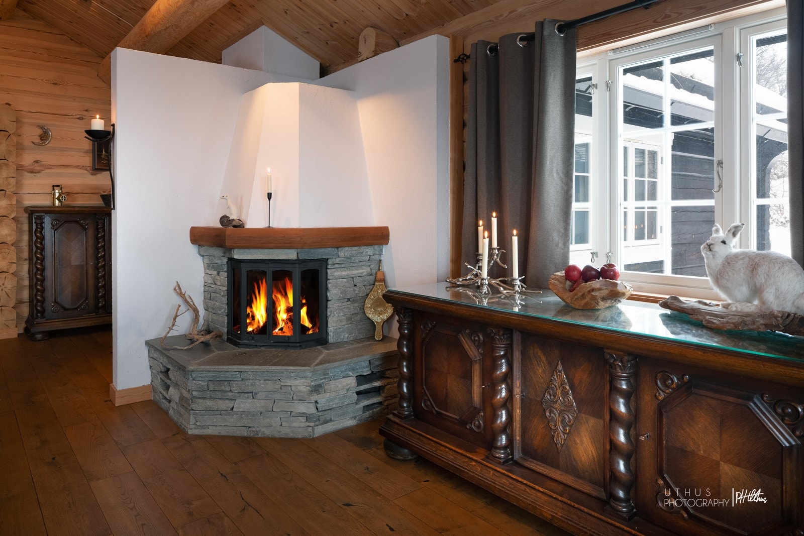 Peisen sørger for knitrende stemning på kalde vinterdager Galleribilde