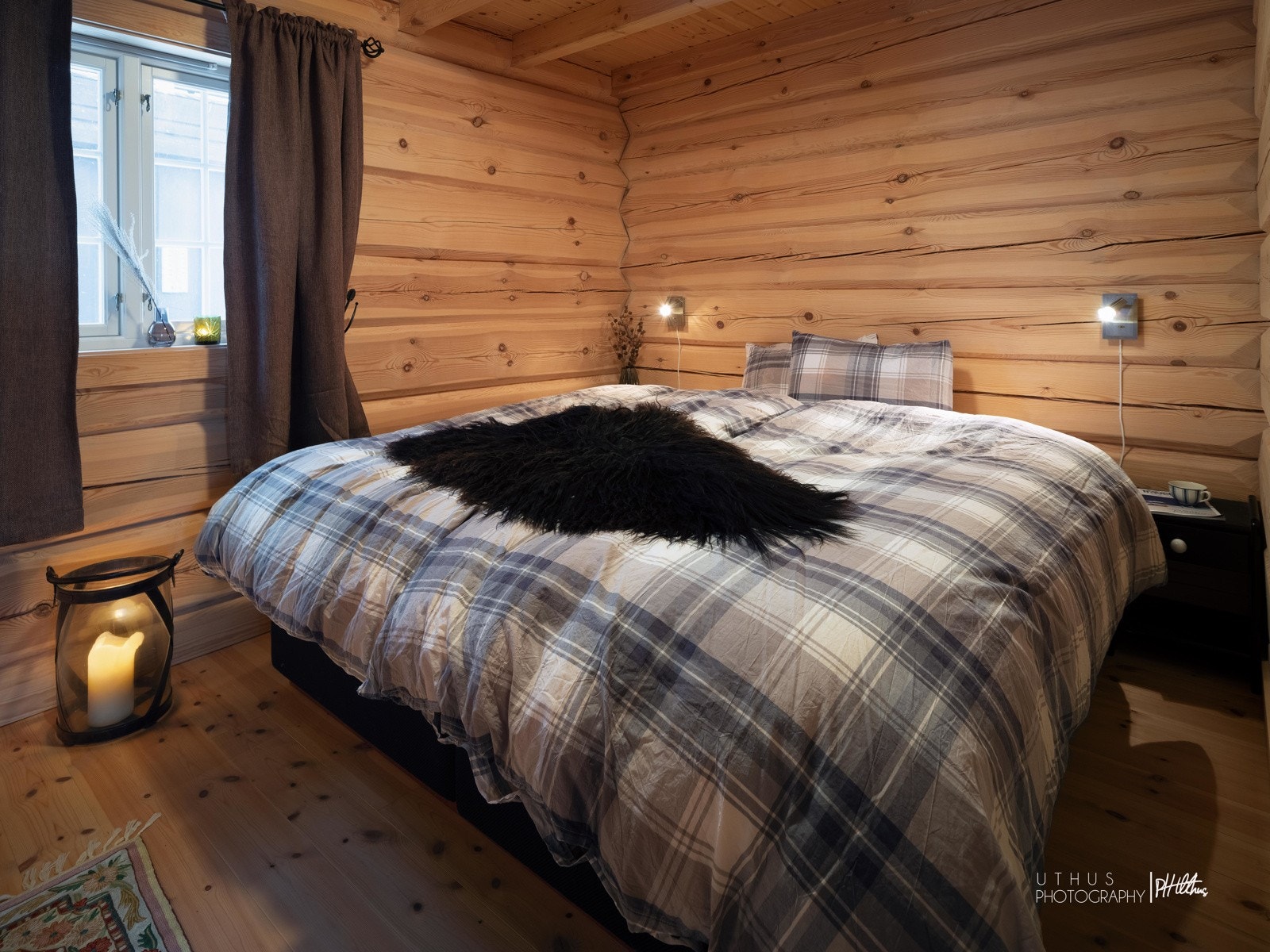 Hovedsoverommet har god plass til dobbeltseng Galleribilde