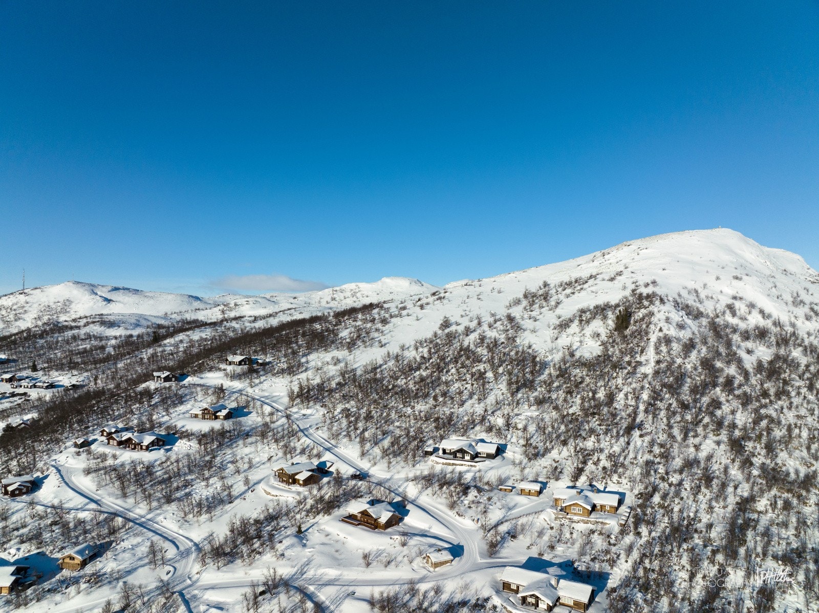 Hytta er et perfekt utgangspunkt for opplevelser hele året. Galleribilde