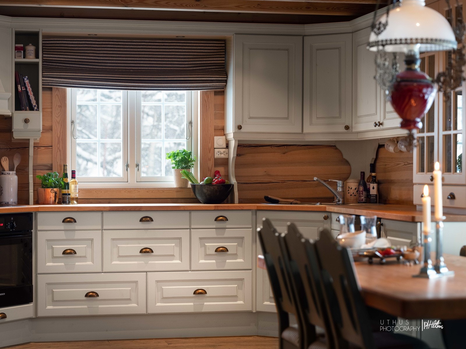 Kvalitets kjøkken i heltre Galleribilde