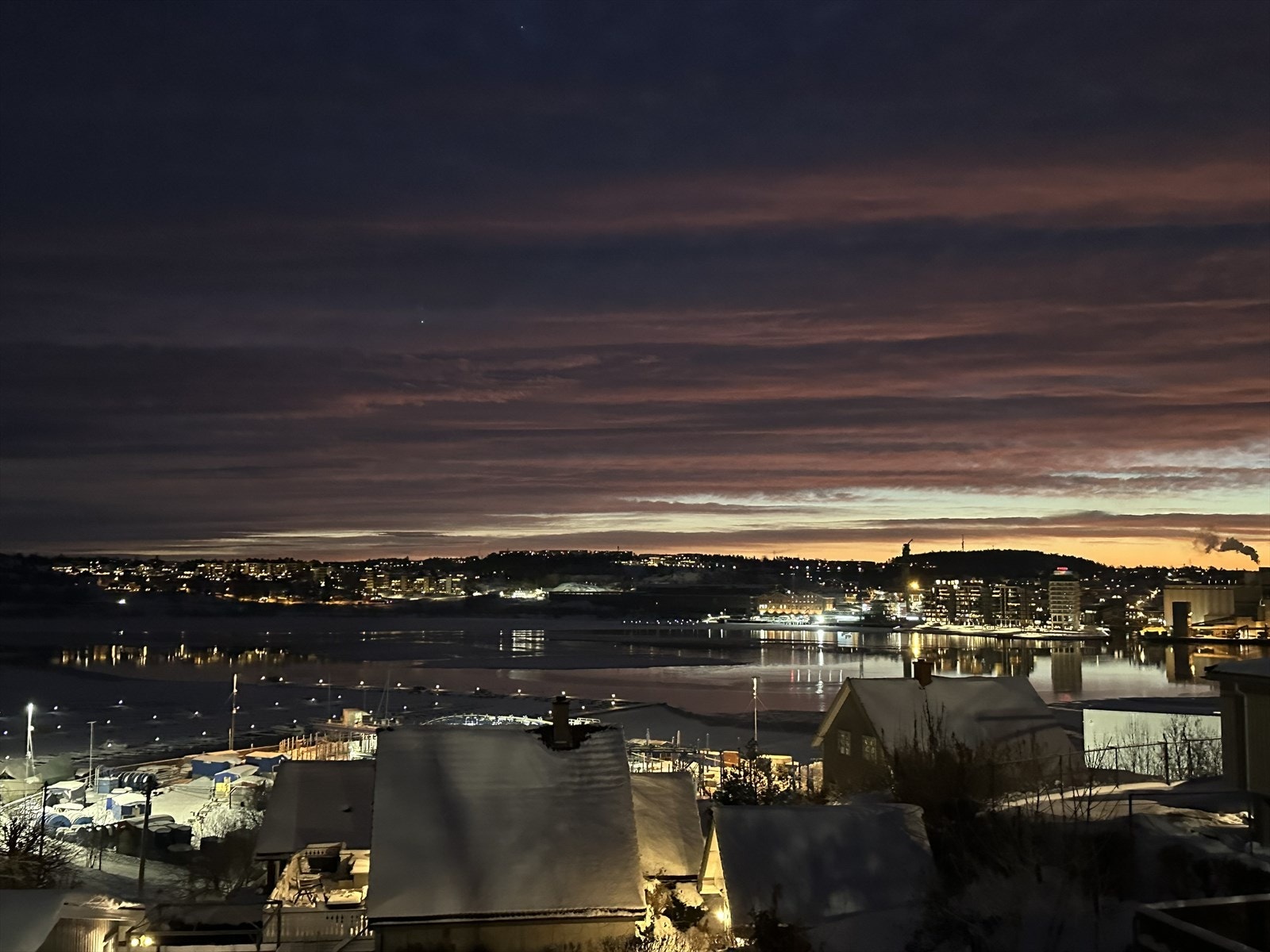 Selgers private bilde. Utsikten på vinterstid. Galleribilde