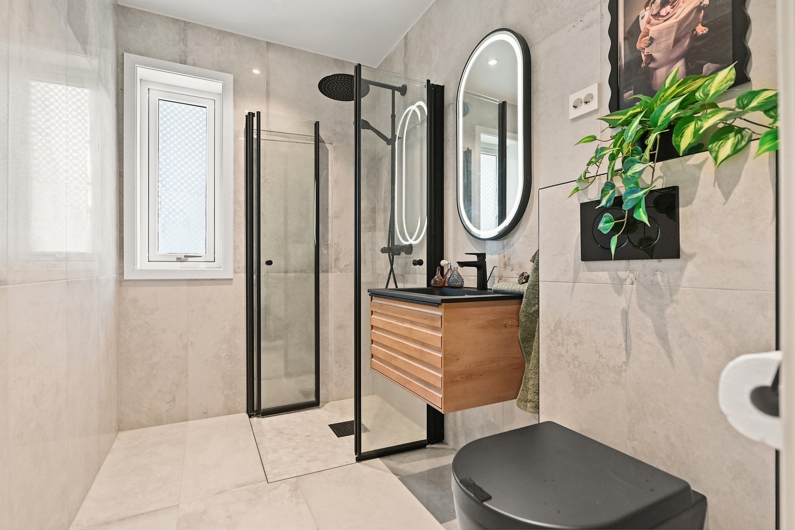 Flislagt bad i moderne farger Galleribilde