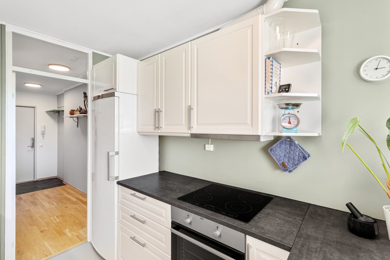 Kjøkkenet er på hele 7 m². Galleribilde