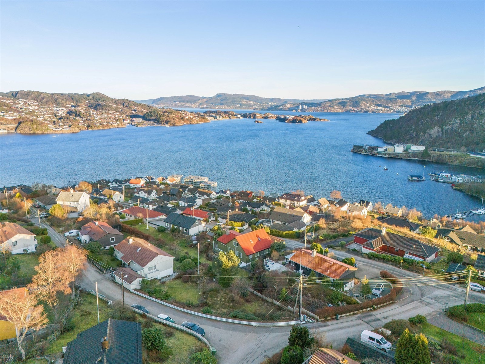 Nydelig sjøutsikt over innseilingen til Bergen. Galleribilde