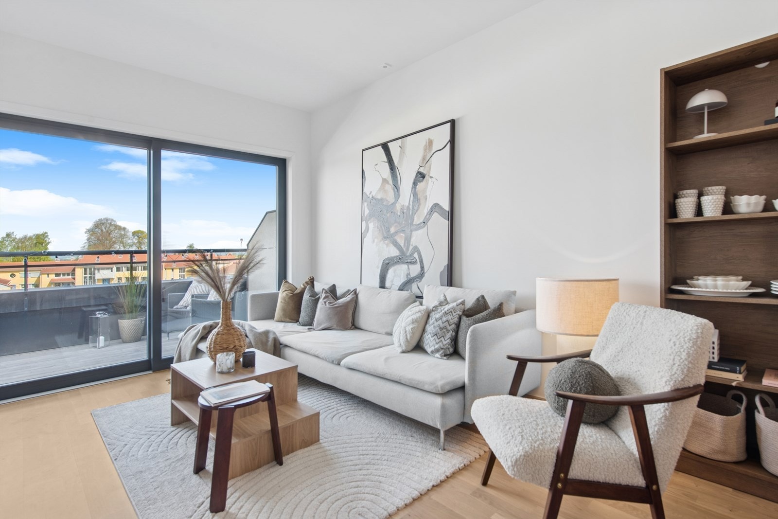 Stue med utgang til balkong Galleribilde