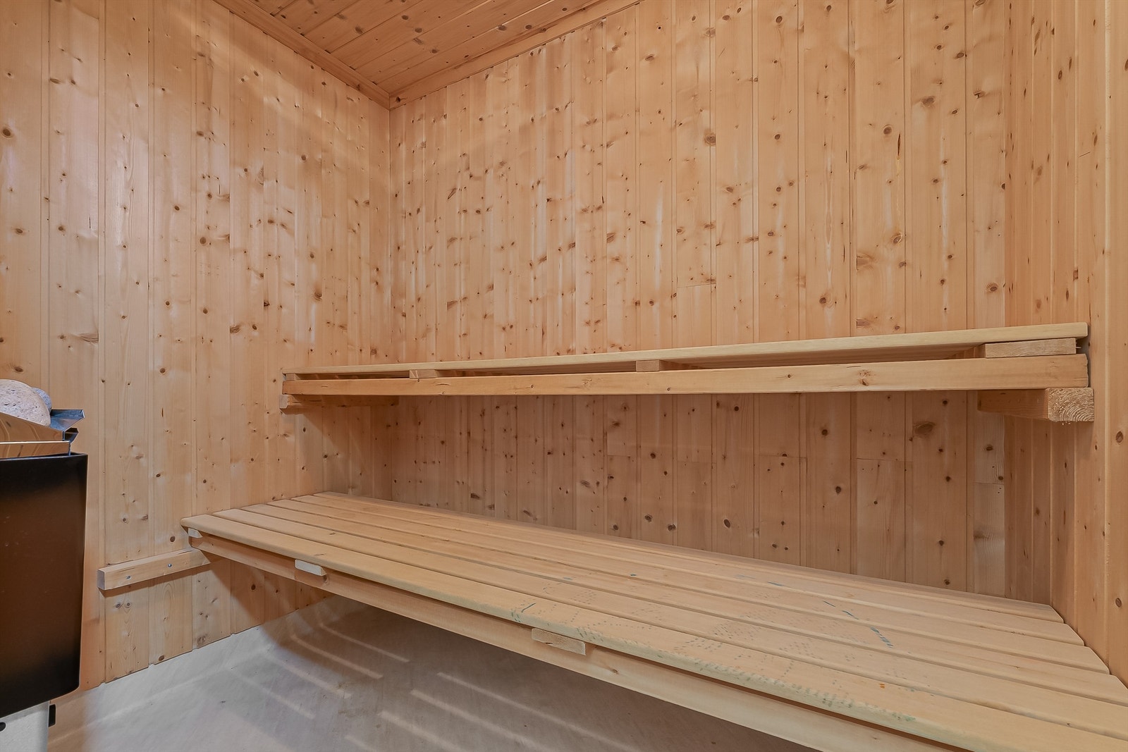 Badstue i underetasje. Galleribilde