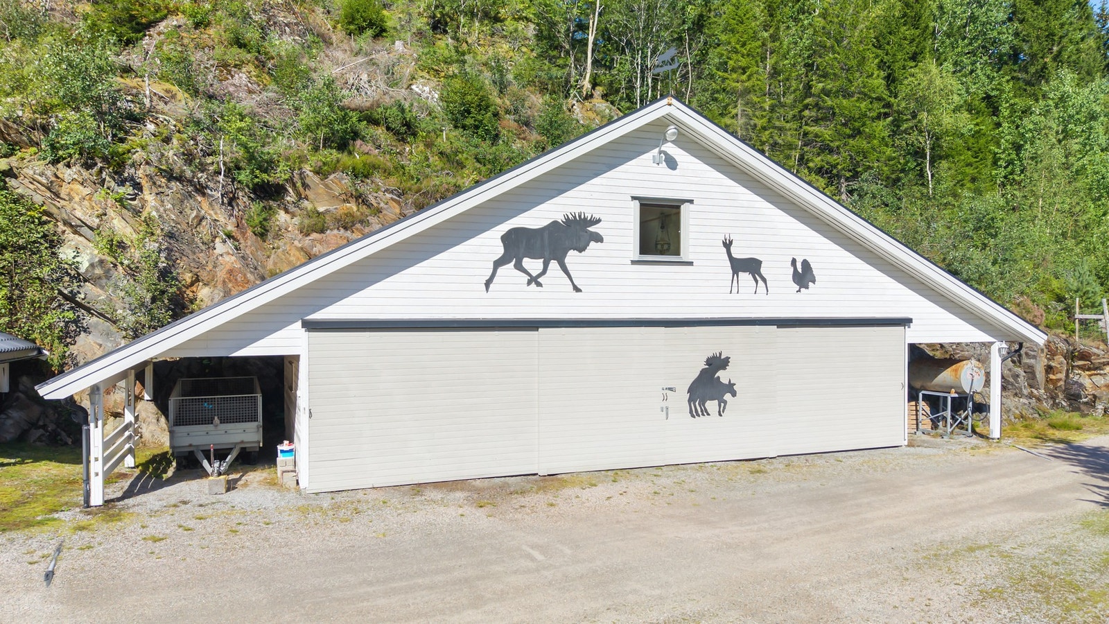 Redskapshus med arbeidsrom i 2. etasje oppført ca. 2001. Galleribilde