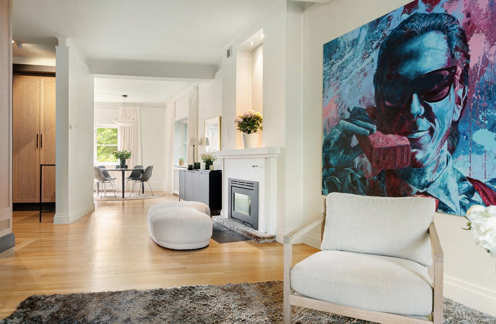 Her er det god mulighet for å møblere i ulike soner. Galleribilde