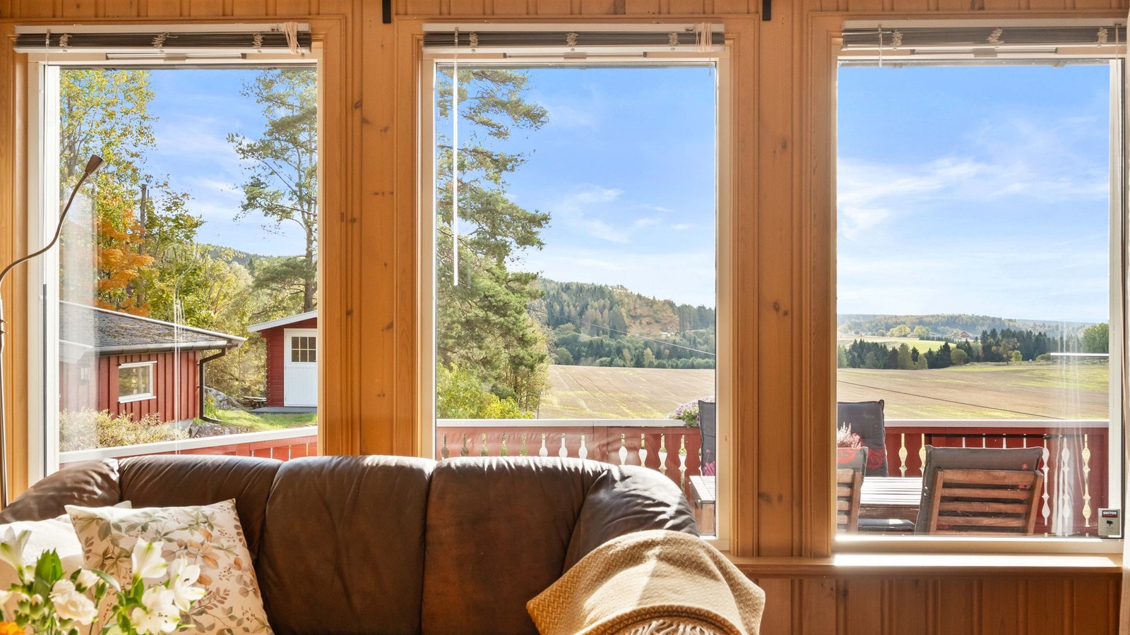 Her får du landlig idyll med kort vei til alt du trenger i hverdagen. Galleribilde