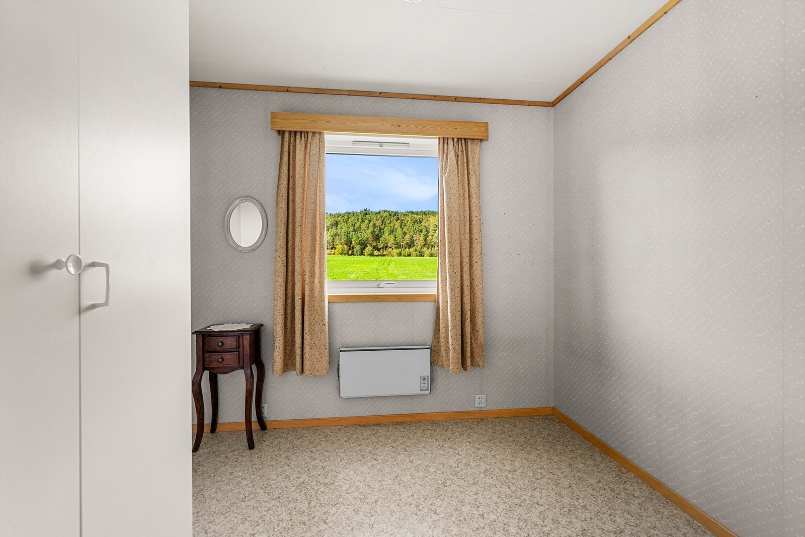 Soverom 2 kårbolig Galleribilde