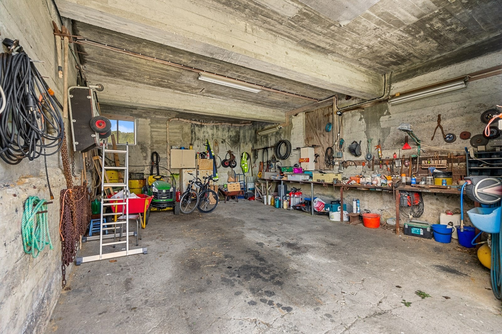 Verksted/lager driftsbygning Galleribilde