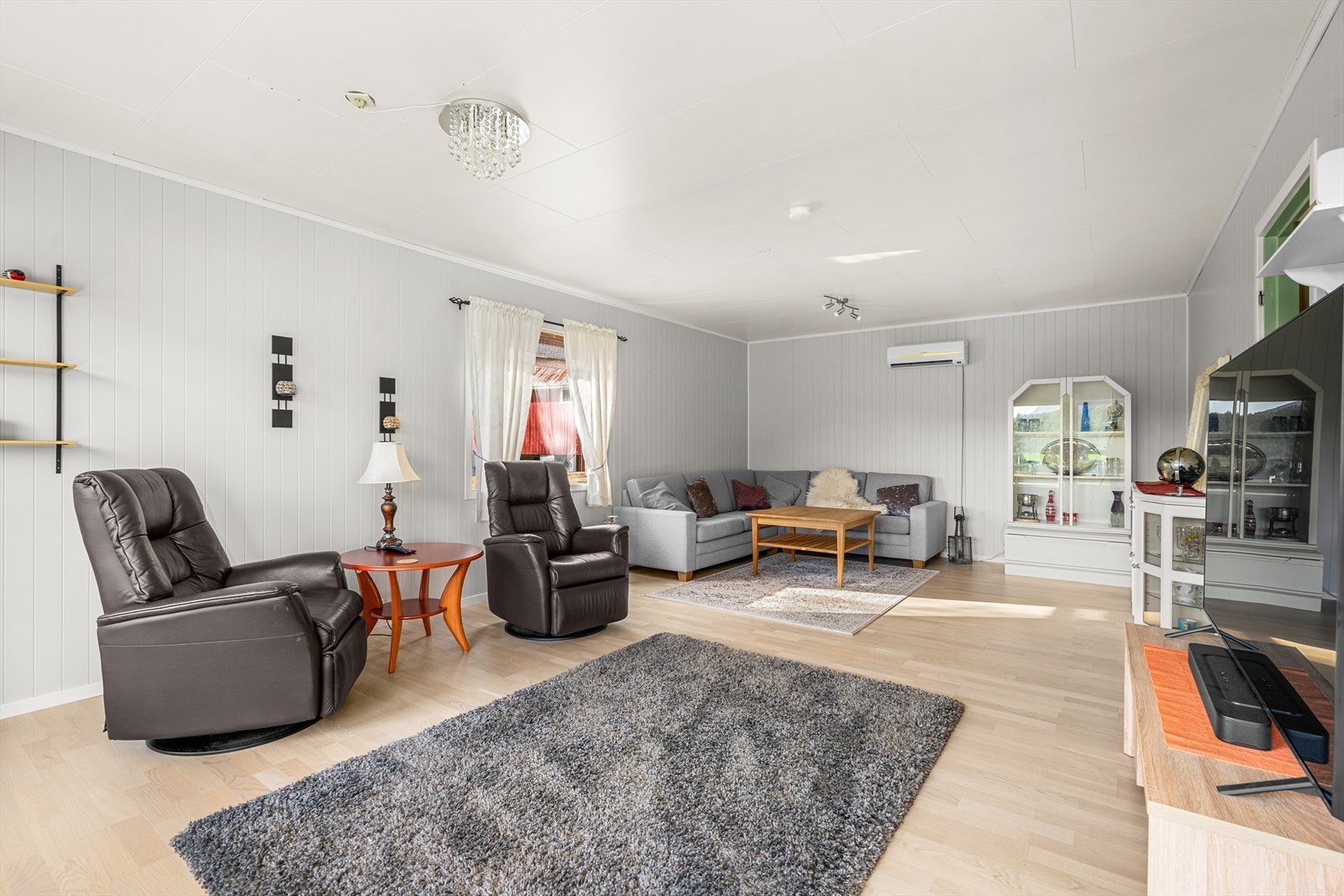 Stue hovedhuset Galleribilde