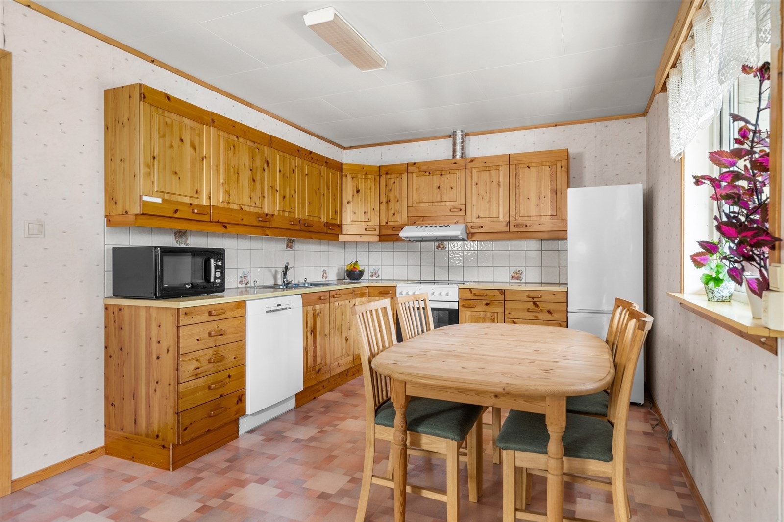 Kjøkken kårbolig Galleribilde