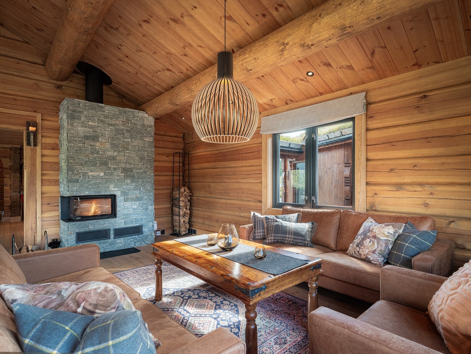 Det er i tillegg varmepumpe som varmesupplement. Galleribilde