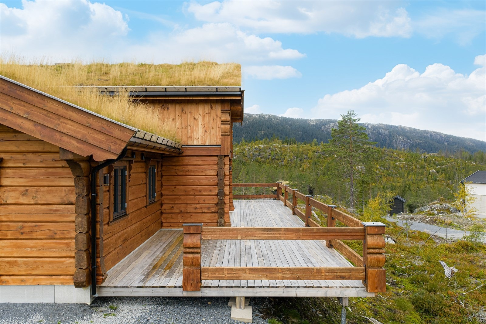 Her er det god plass til utemøblement. Galleribilde