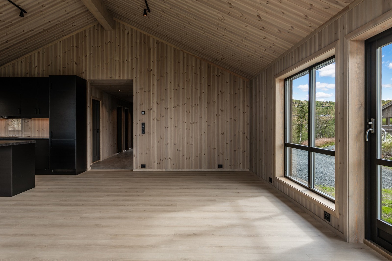 Utgang til uteområdet. Galleribilde