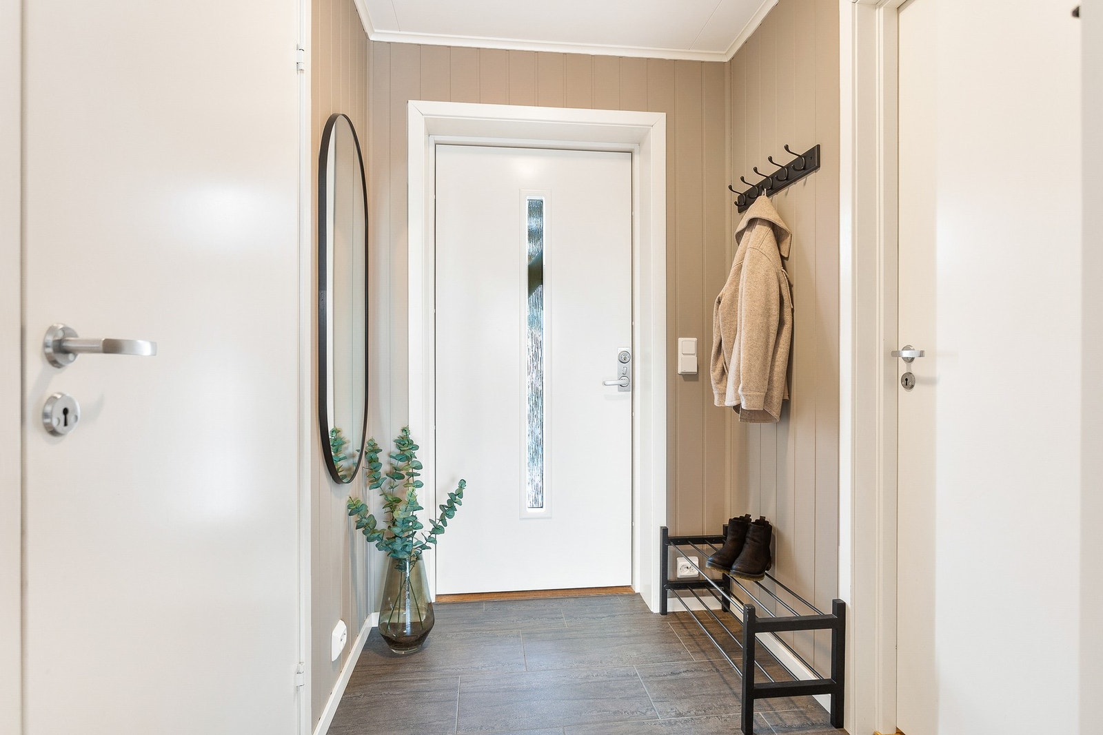 Entré - 3,5 kvm. Galleribilde