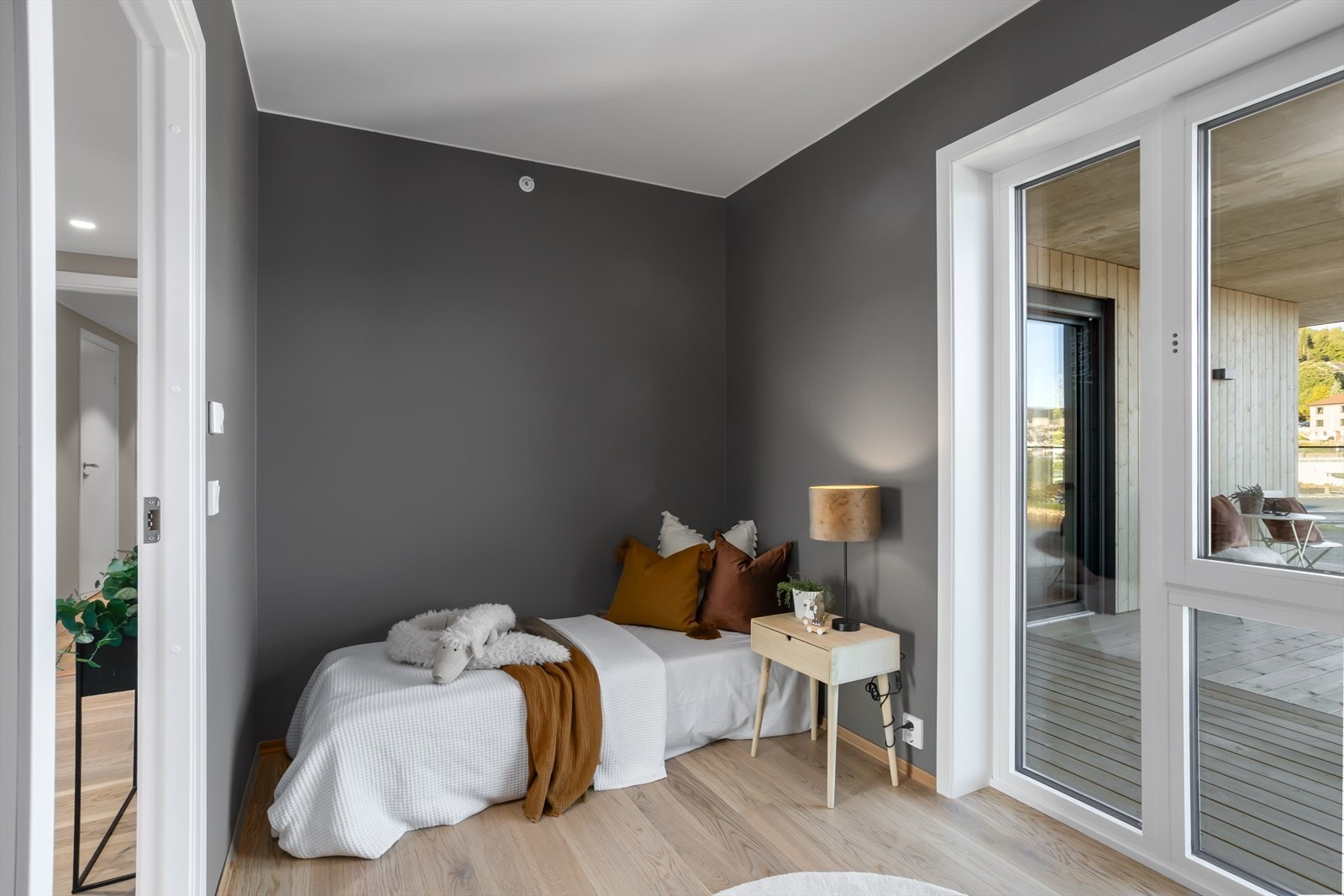 Soverom 3 passer perfekt som gjesterom, barnerom eller kontor. Galleribilde