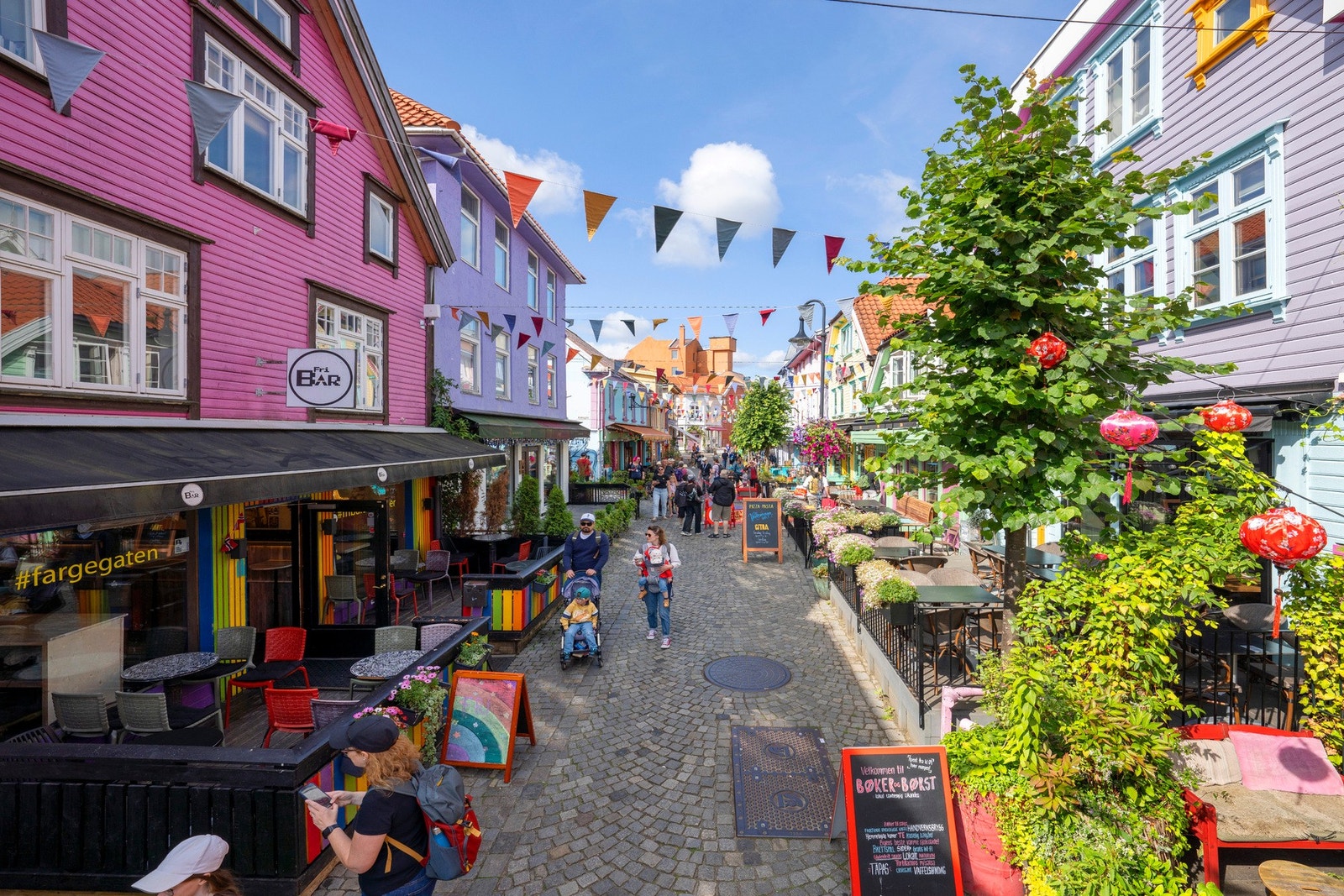 Med Fargegaten og Stavanger sentrum rett utenfor døren, er du omgitt av et pulserende miljø rikt på kulturelle arrangementer. Galleribilde