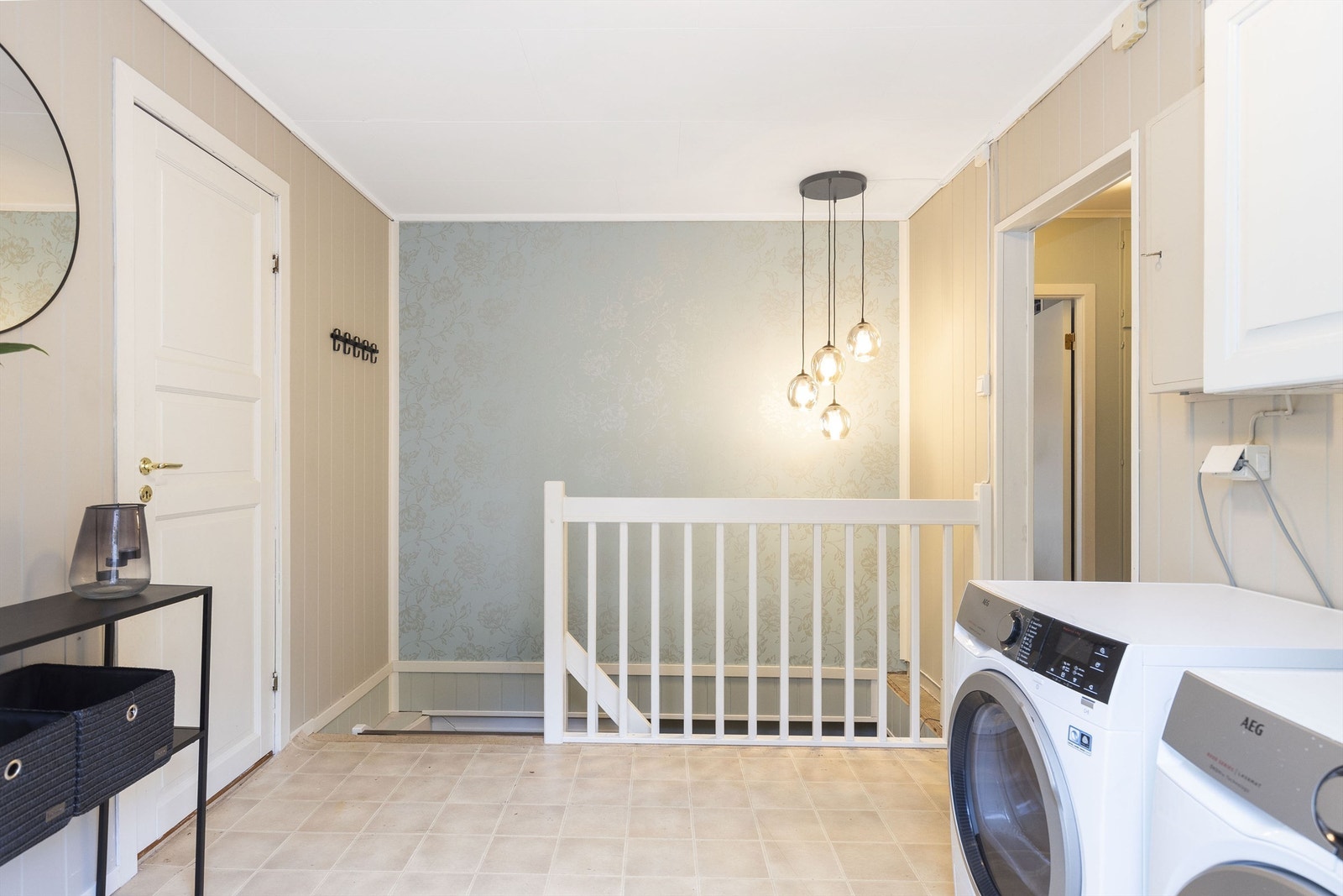 Entré blir også benyttet som vaskerom når u.etg er utleid (ikke sluk) Galleribilde