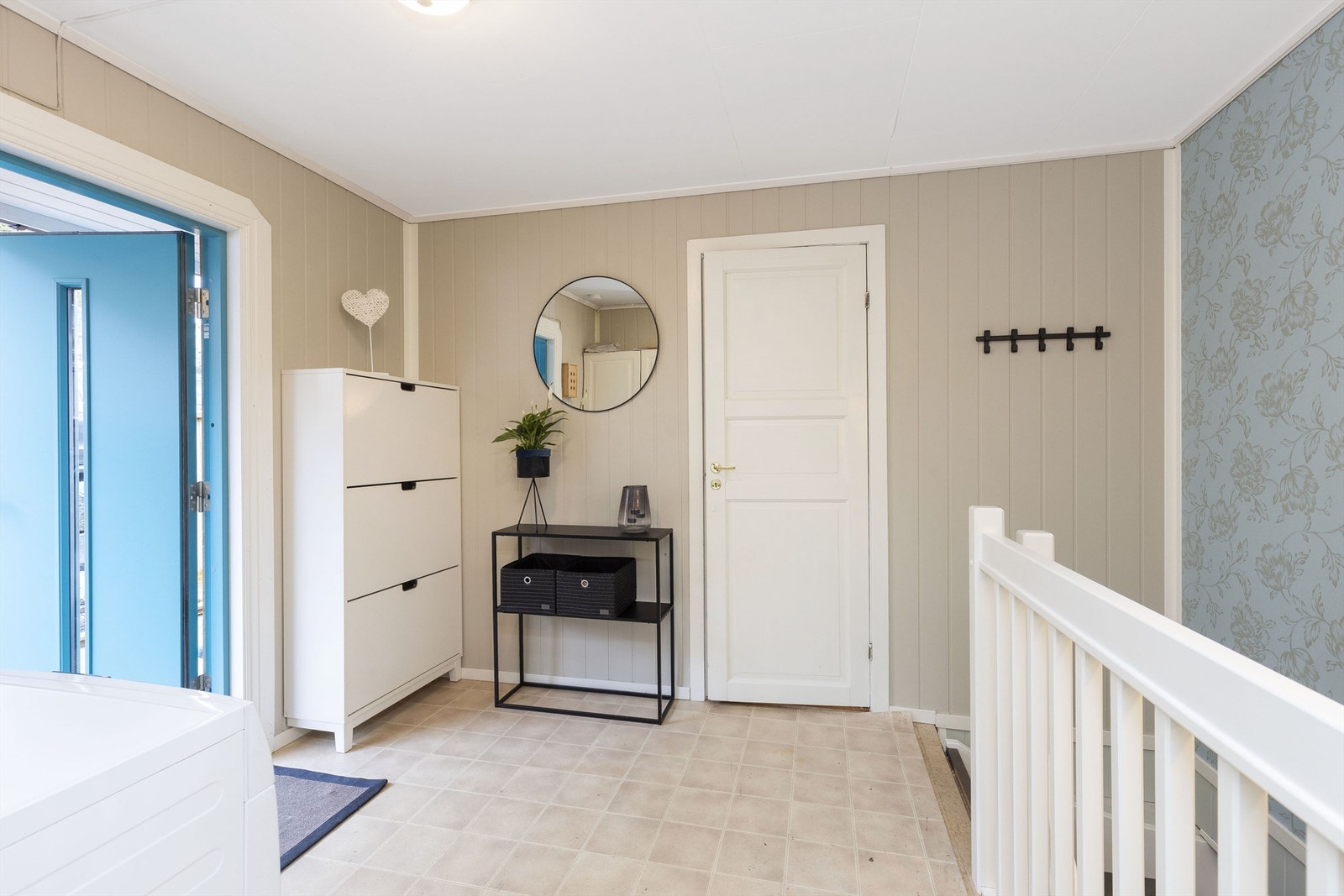 Entré. Galleribilde