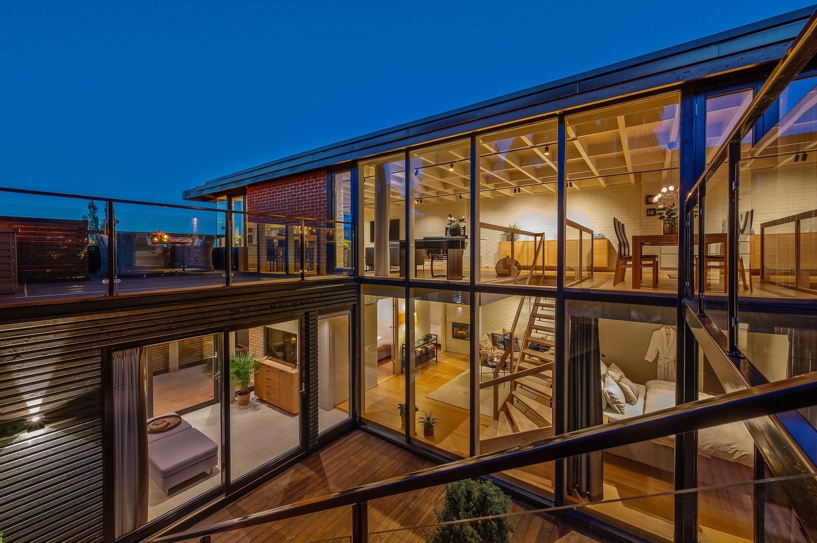 Velkommen til Breisynvegen 4 B, presentert av EiendomsMegler 1 ved Sigbjørn Vestå. Galleribilde