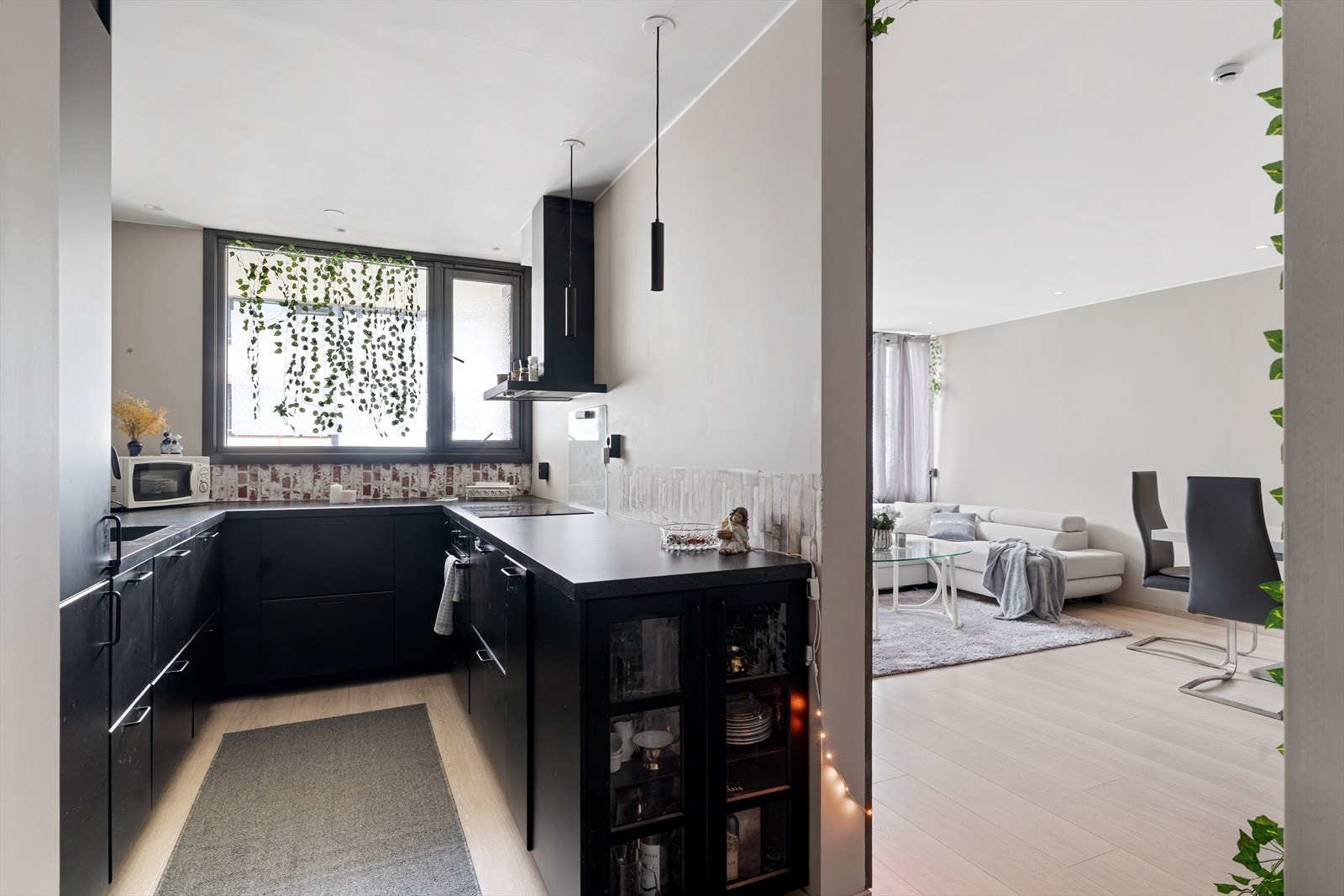 Et attraktivt og arealeffektivt kjøkken på 7m² med god plassutnyttelse! Galleribilde