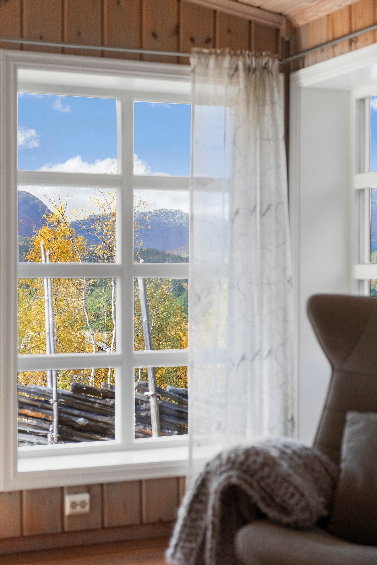 Fin utsikt fra stuevinduet. Galleribilde