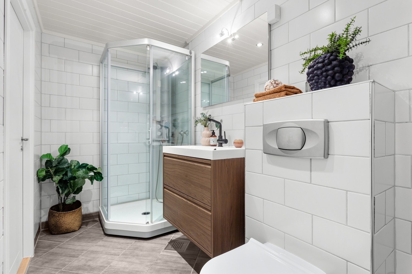 Badet fremstår som romslig da det tidligere er utvidet fra original størrelse. Galleribilde