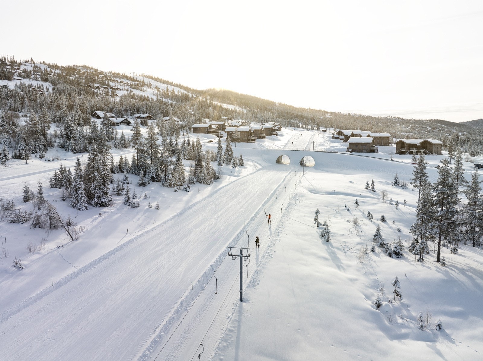 Alpinbakken er rett på nedsiden av hytta. Galleribilde